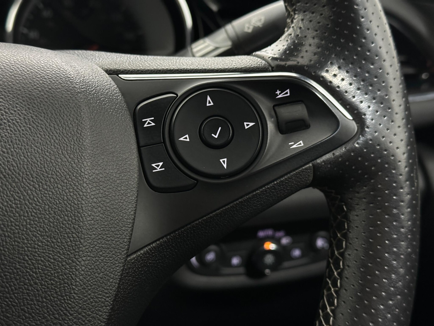 Used Vauxhall Insignia 2019 for sale - 77291459: Photo 14