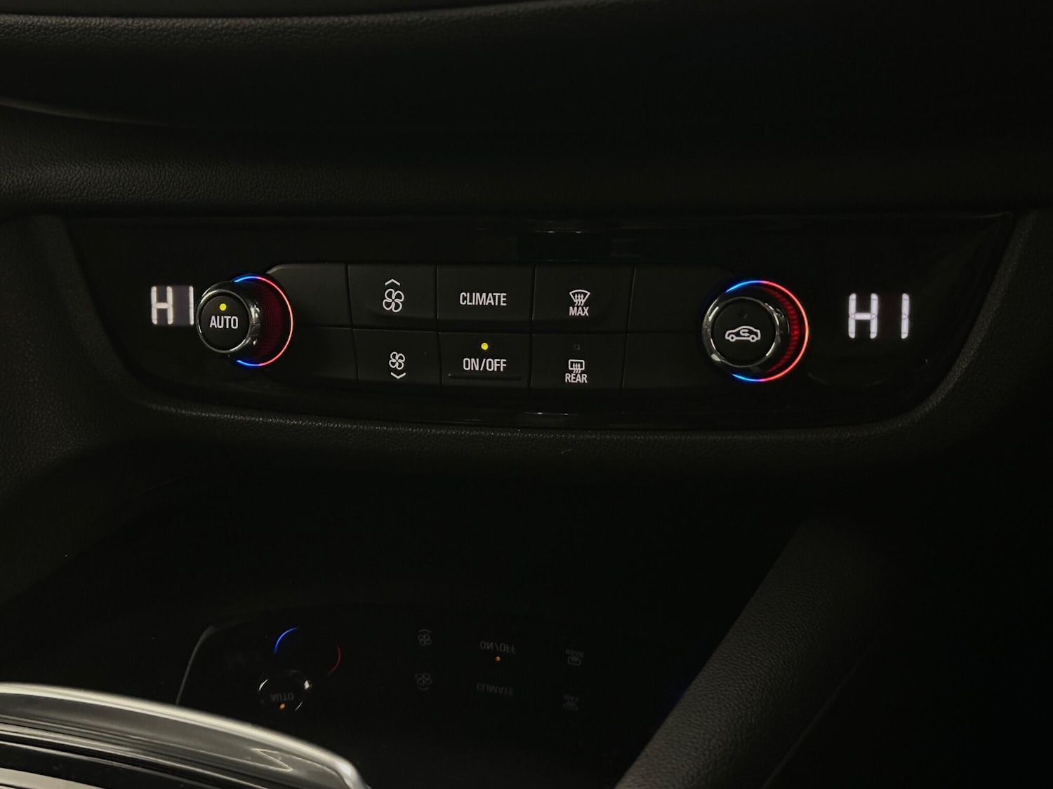 Used Vauxhall Insignia 2019 for sale - 77291459: Photo 20