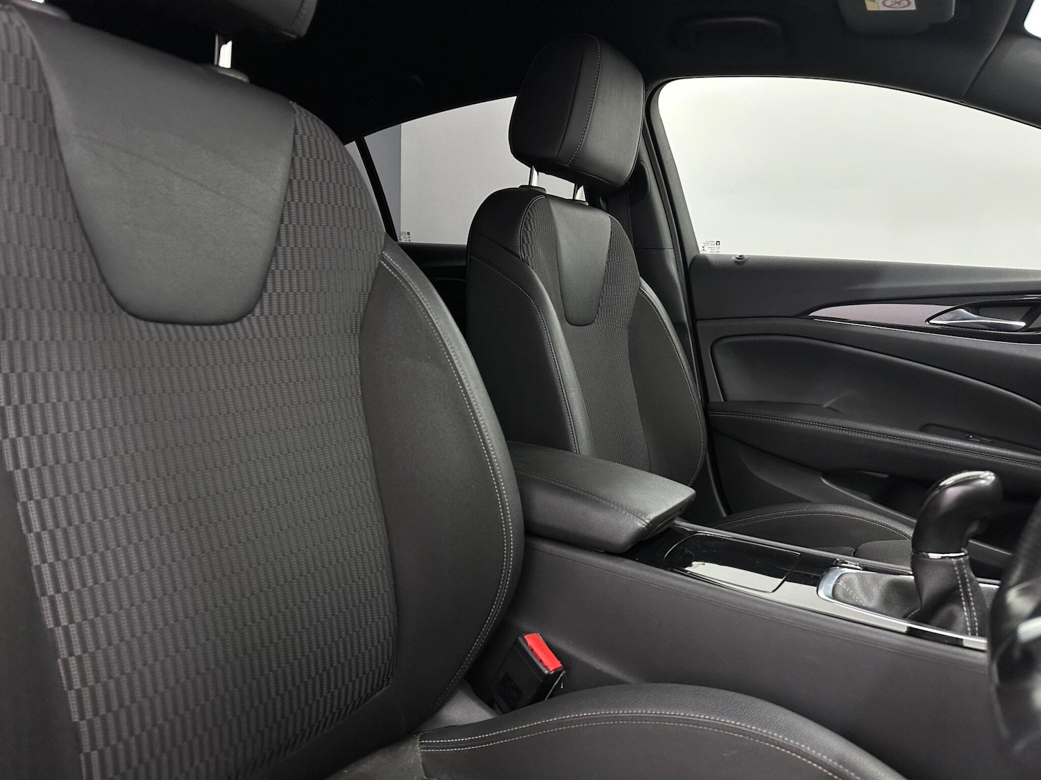 Used Vauxhall Insignia 2019 for sale - 77291459: Photo 30