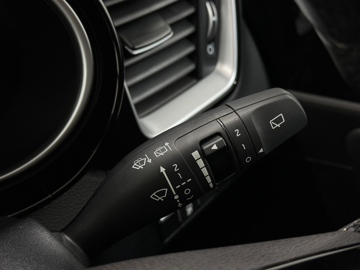 Used Kia XCeed for sale - 77174919: Photo 16