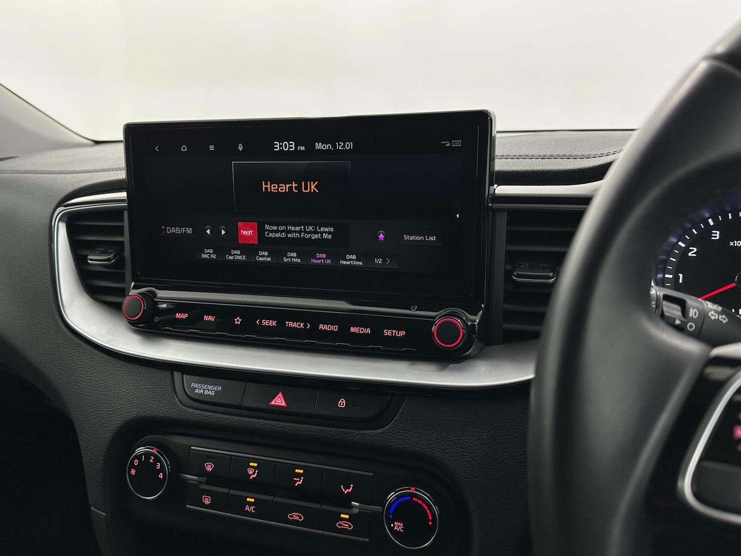 Used Kia XCeed for sale - 77174919: Photo 24