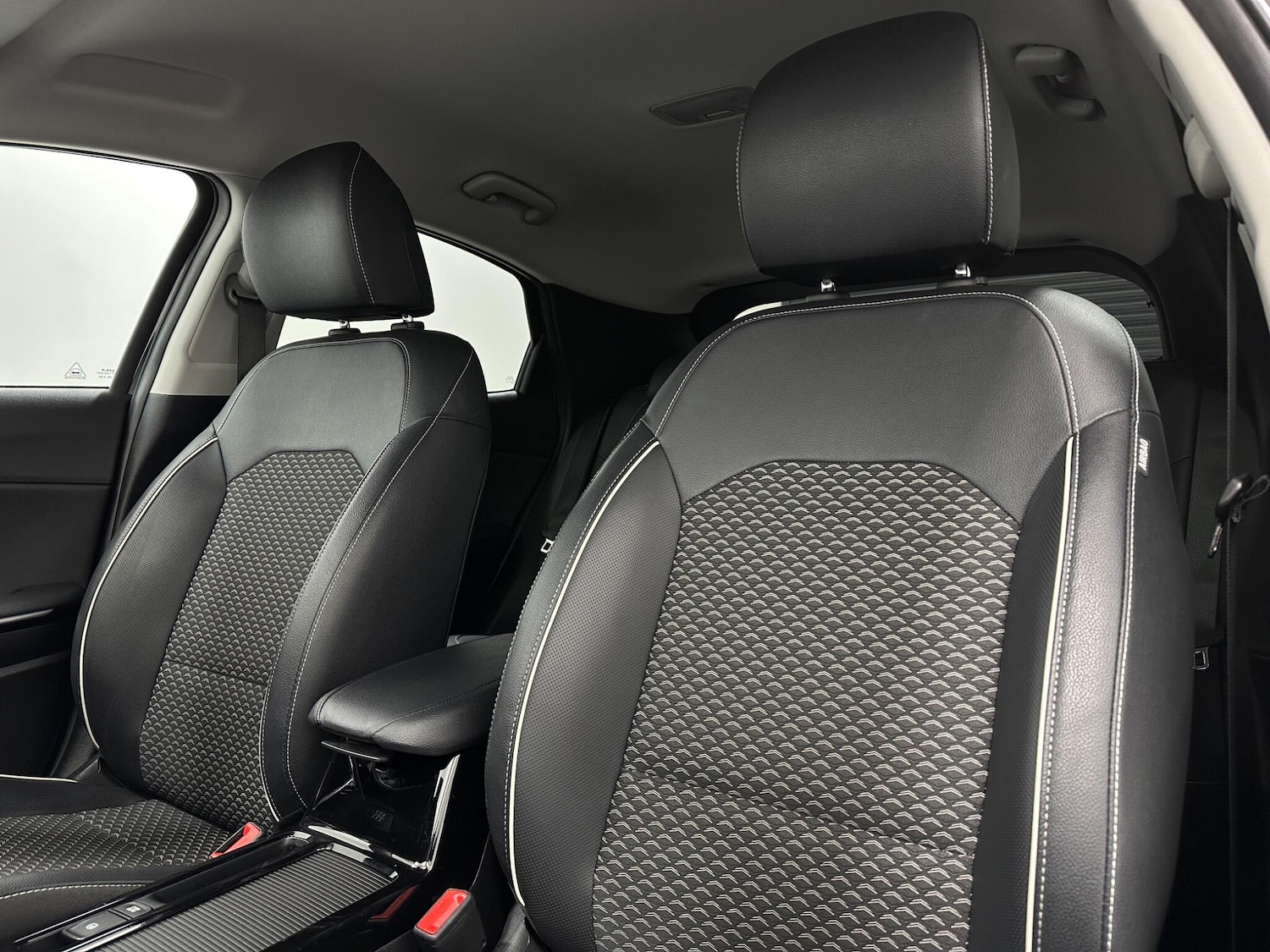 Used Kia XCeed for sale - 77174919: Photo 34