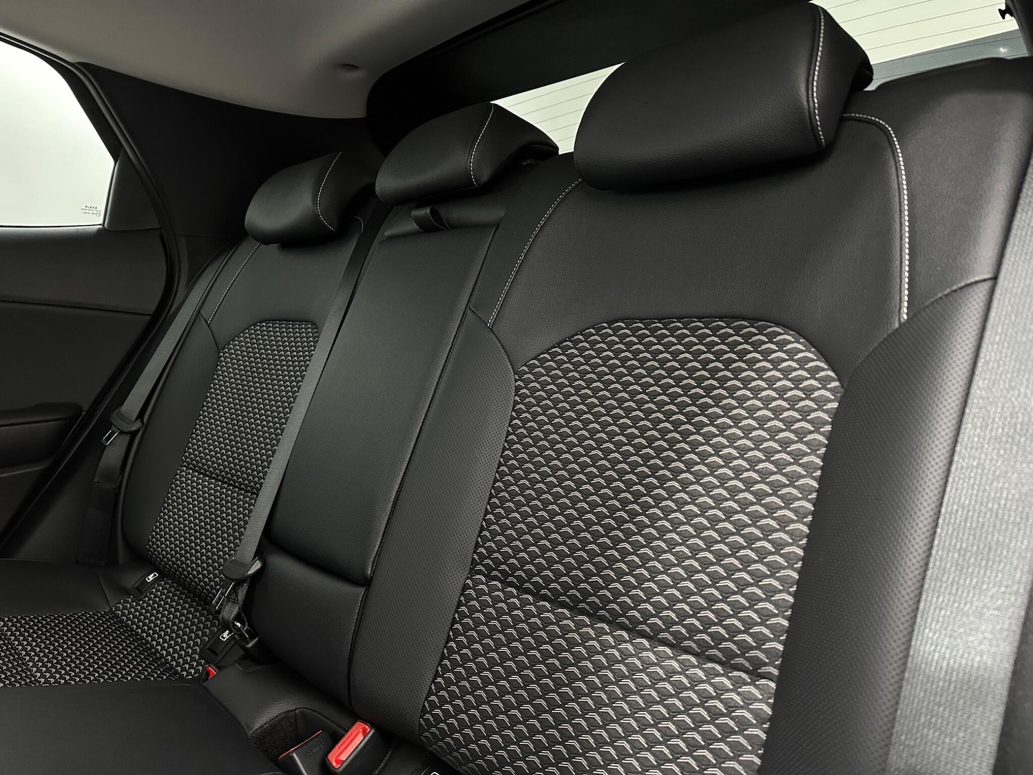 Used Kia XCeed for sale - 77174919: Photo 37