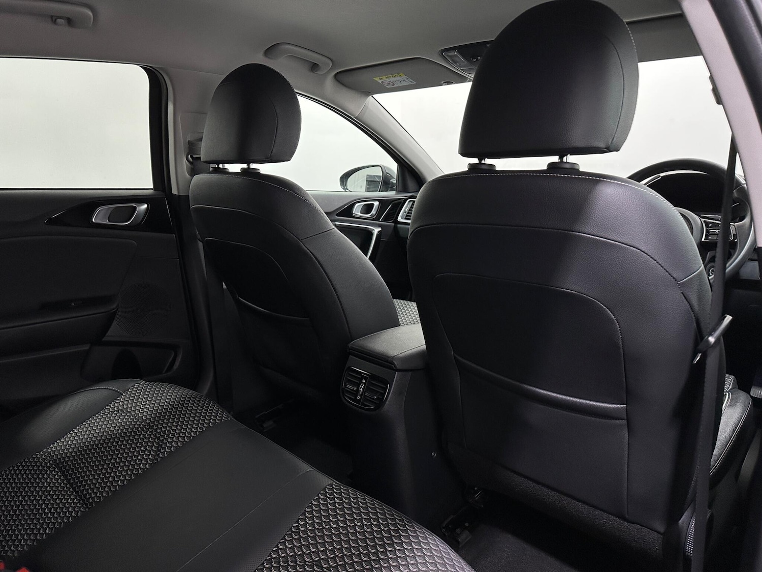 Used Kia XCeed for sale - 77174919: Photo 39