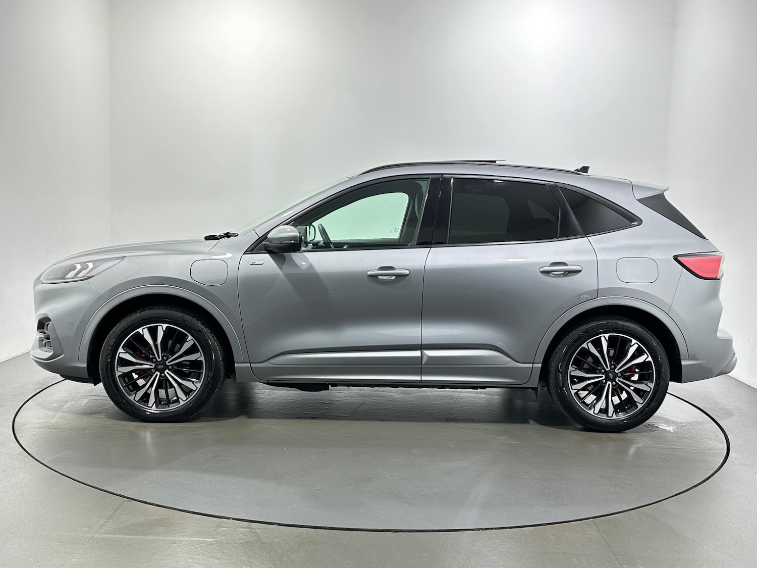 Used Ford Kuga 2021 for sale - 77376941: Photo 5