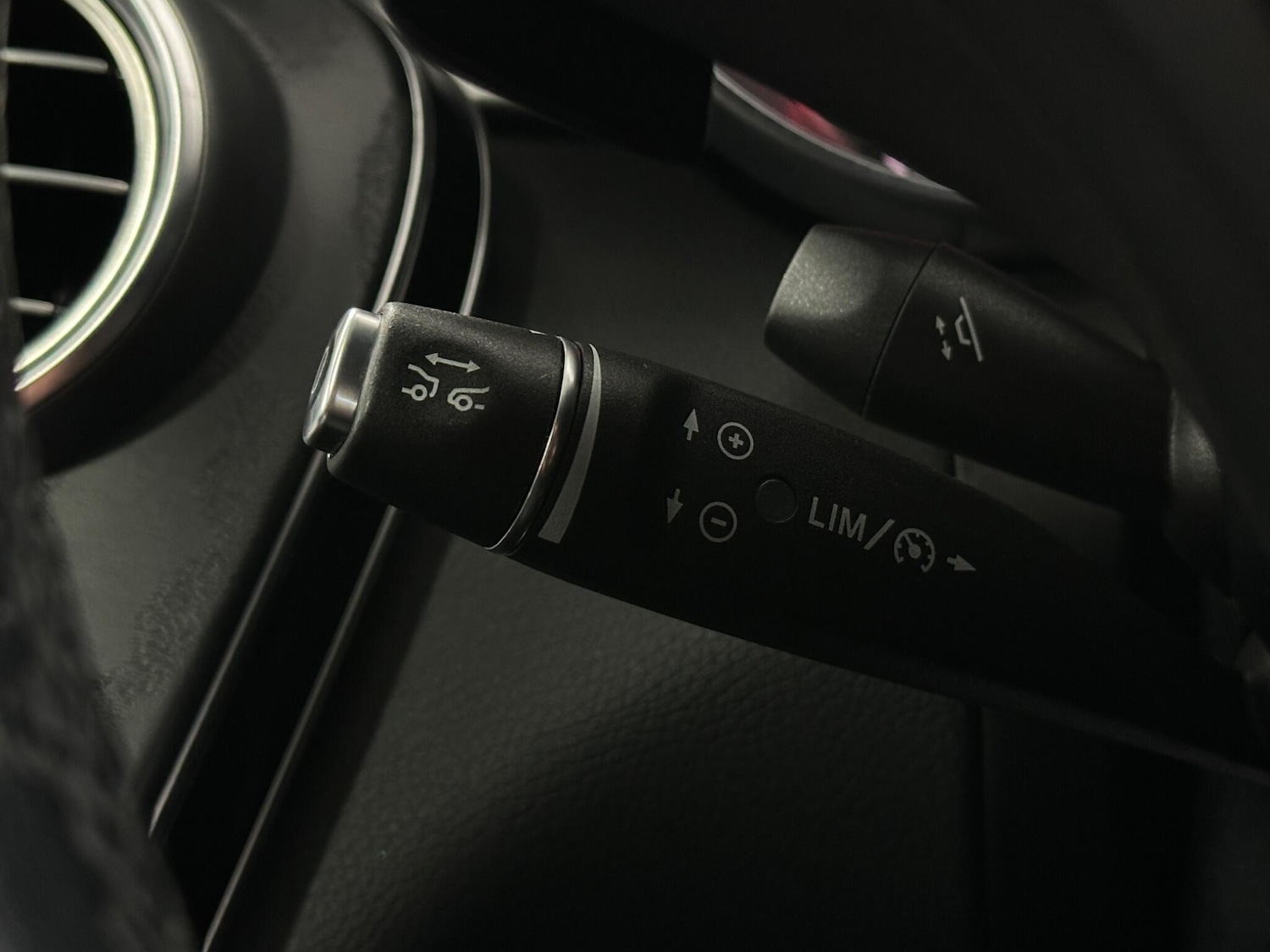 Used Mercedes-Benz GLC for sale - 77278763: Photo 14