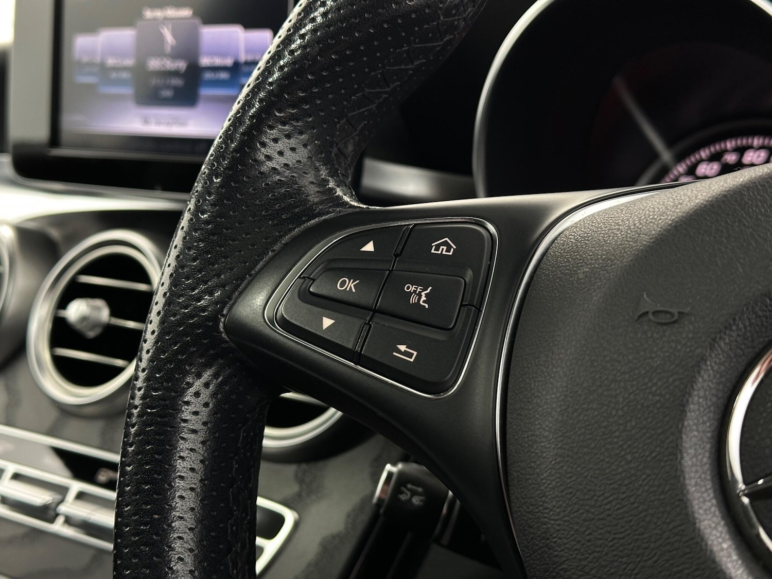 Used Mercedes-Benz GLC for sale - 77278763: Photo 15