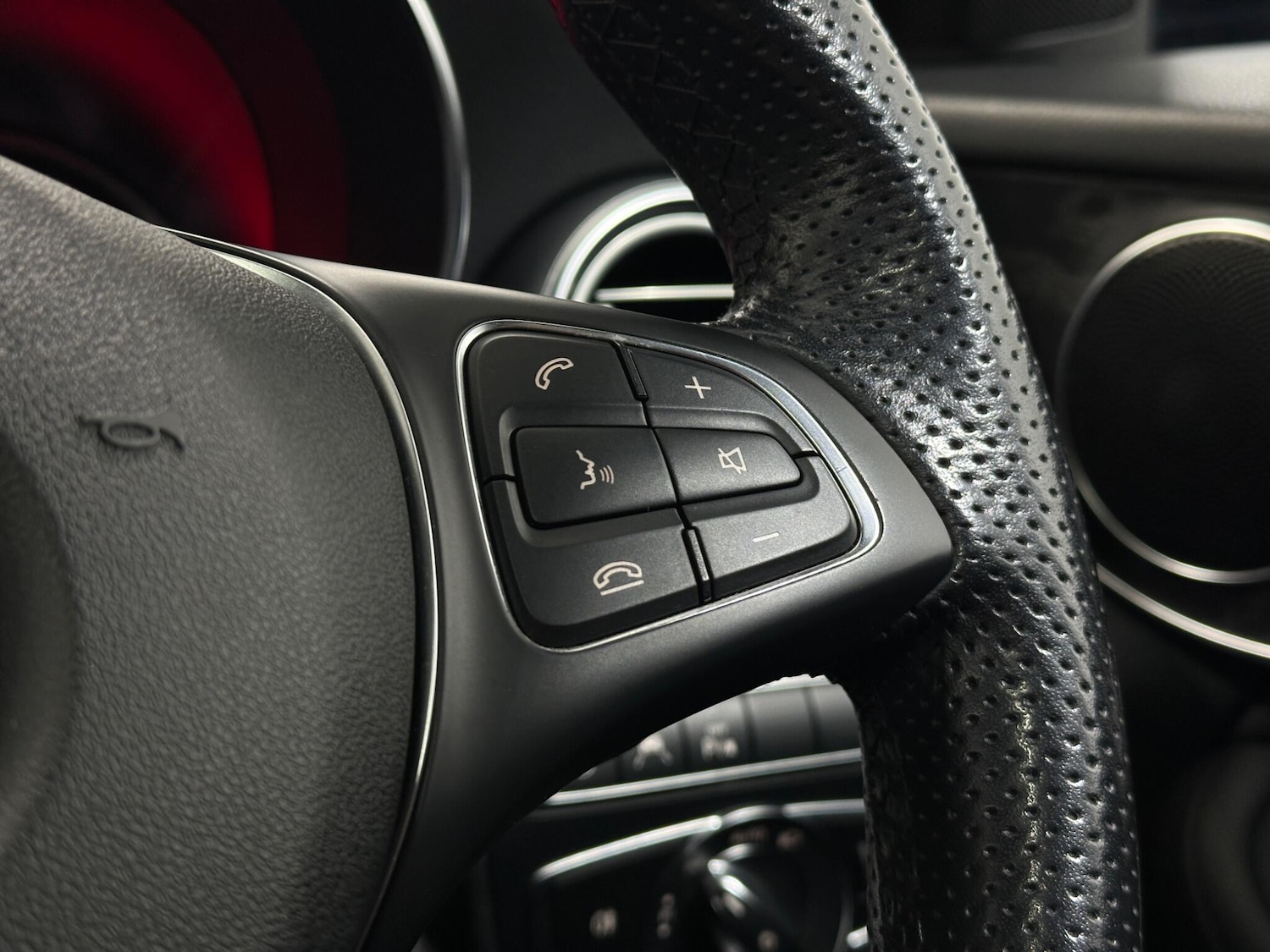 Used Mercedes-Benz GLC for sale - 77278763: Photo 16