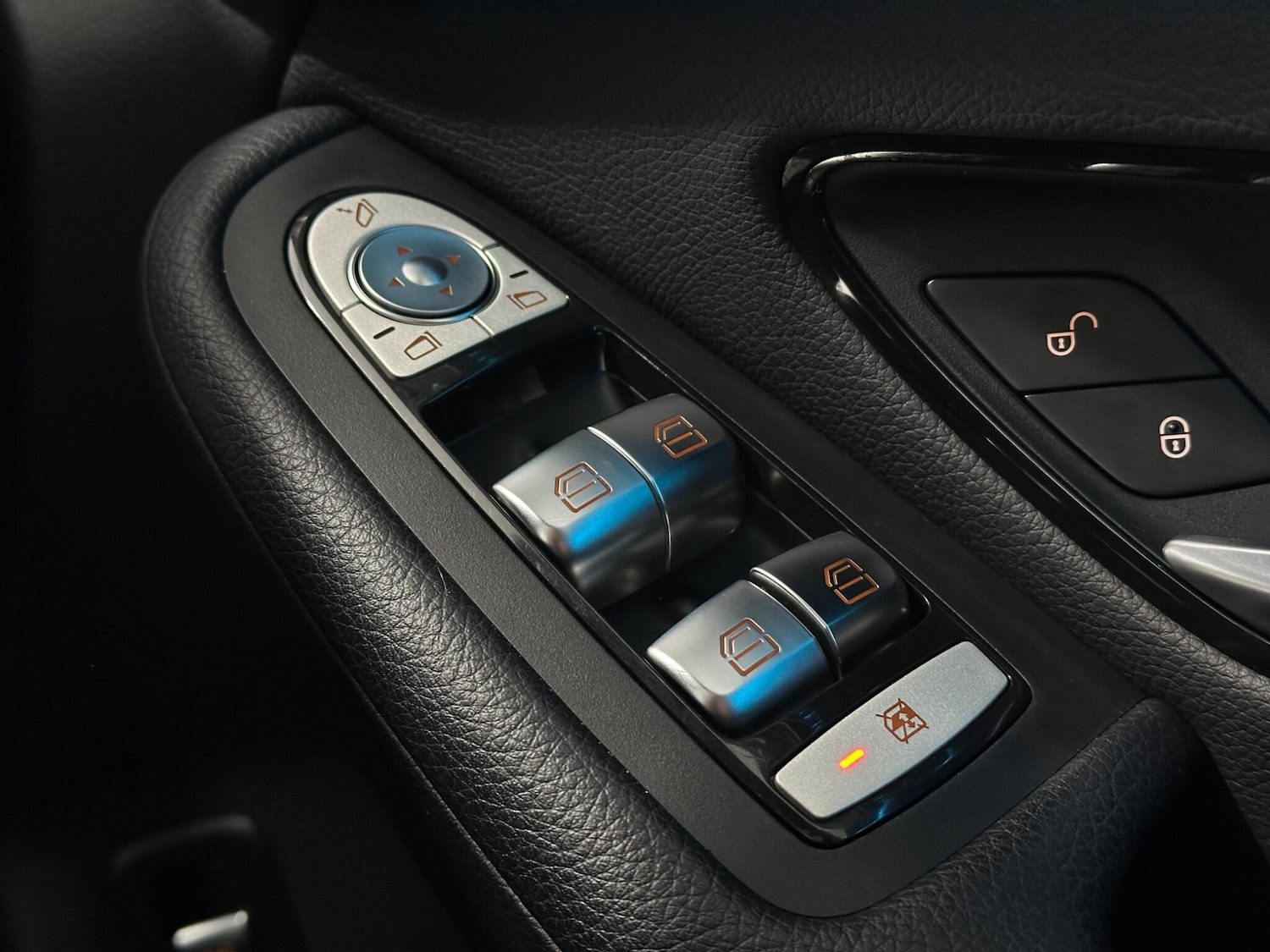 Used Mercedes-Benz GLC for sale - 77278763: Photo 20