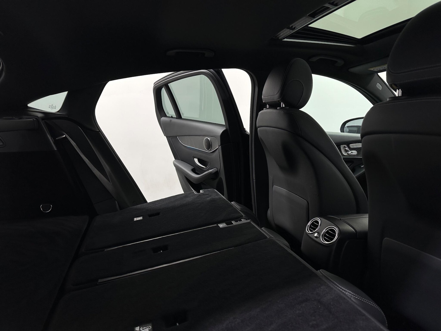 Used Mercedes-Benz GLC for sale - 77278763: Photo 48