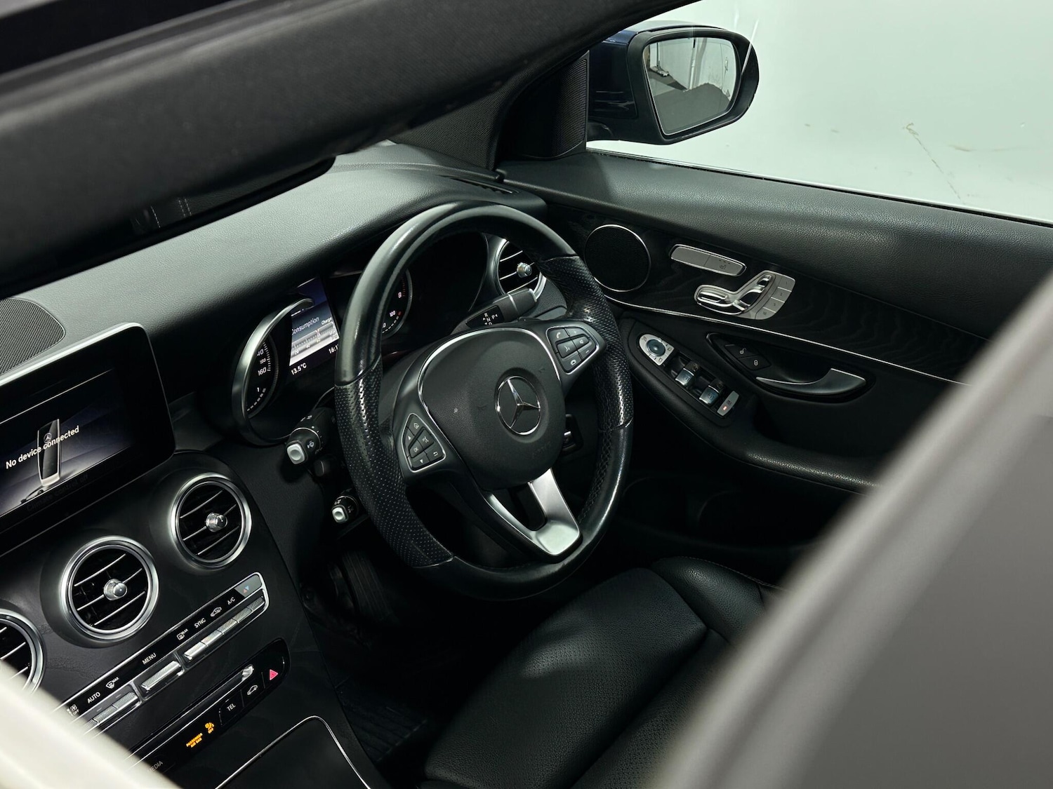 Used Mercedes-Benz GLC for sale - 77278763: Photo 56