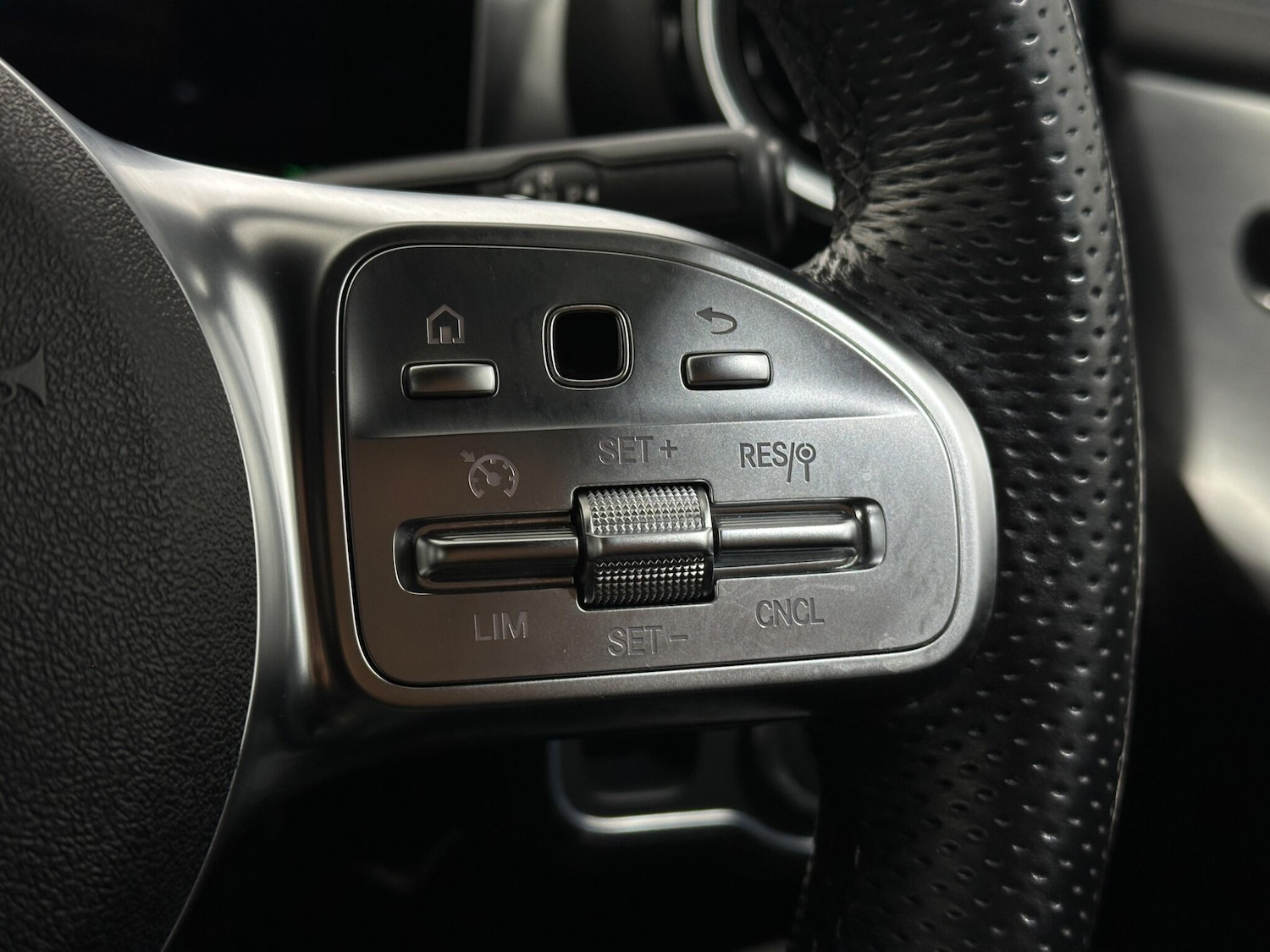 Used Mercedes-Benz CLA 2020 for sale - 76878650: Photo 14