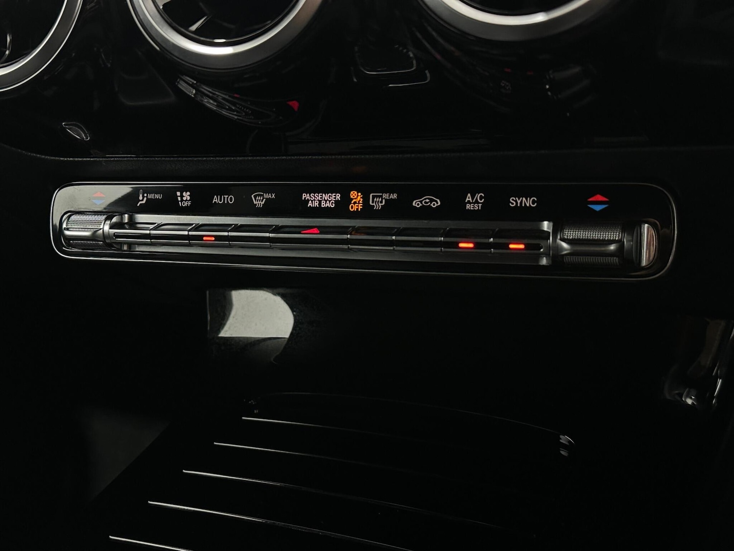 Used Mercedes-Benz CLA 2020 for sale - 76878650: Photo 21