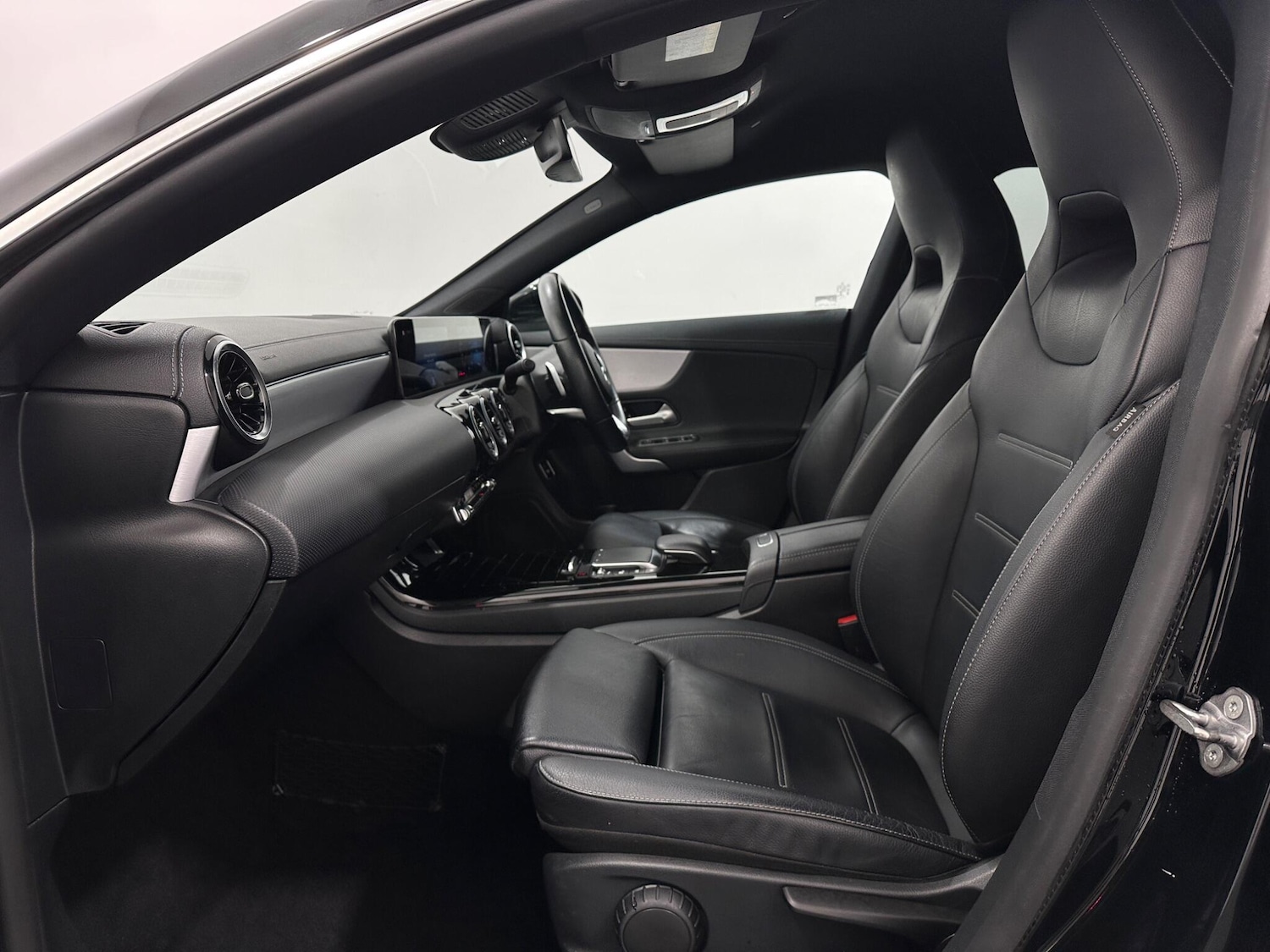 Used Mercedes-Benz CLA 2020 for sale - 76878650: Photo 34