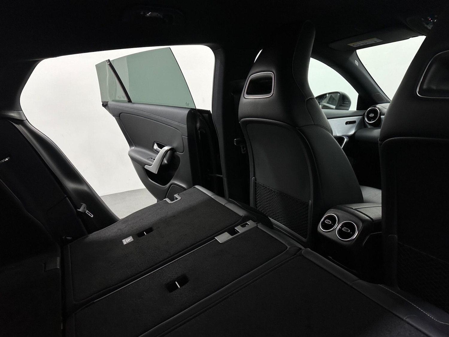 Used Mercedes-Benz CLA 2020 for sale - 76878650: Photo 46