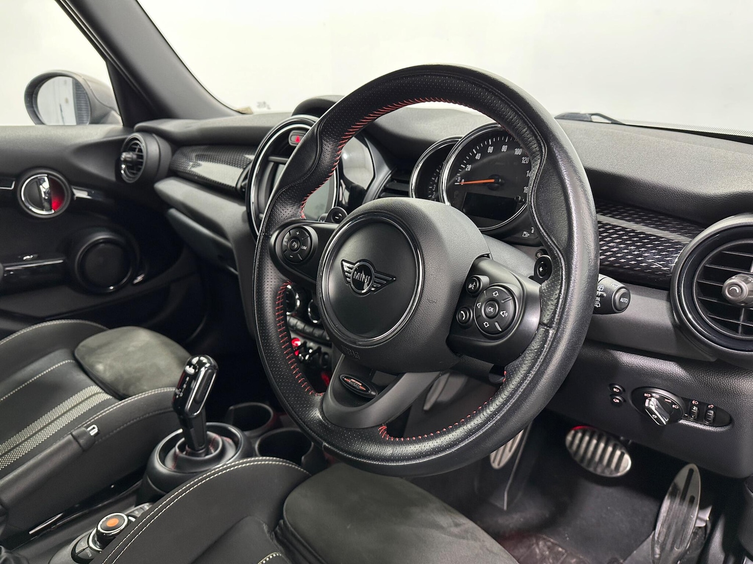 Used MINI Hatch 2019 for sale - 76878455: Photo 10