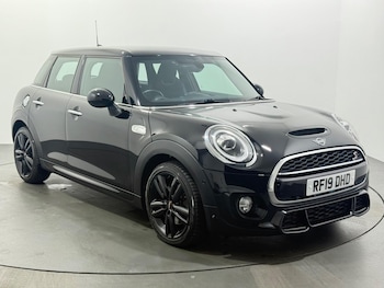 2019 (19) - 2.0 Cooper S Sport II 5dr Auto