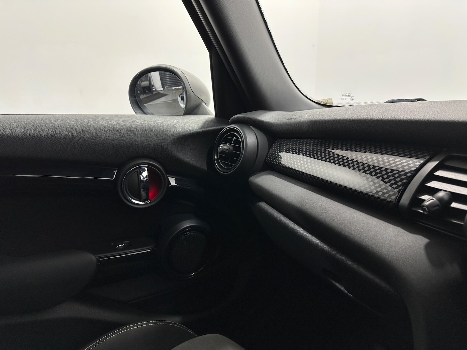 Used MINI Hatch 2019 for sale - 76878455: Photo 25