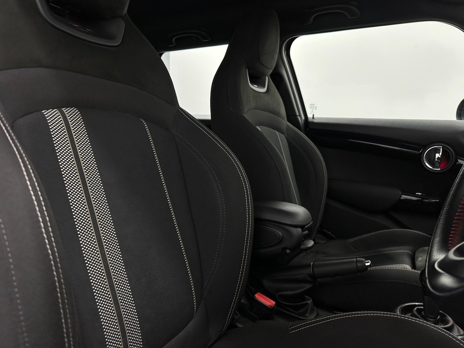 Used MINI Hatch 2019 for sale - 76878455: Photo 29