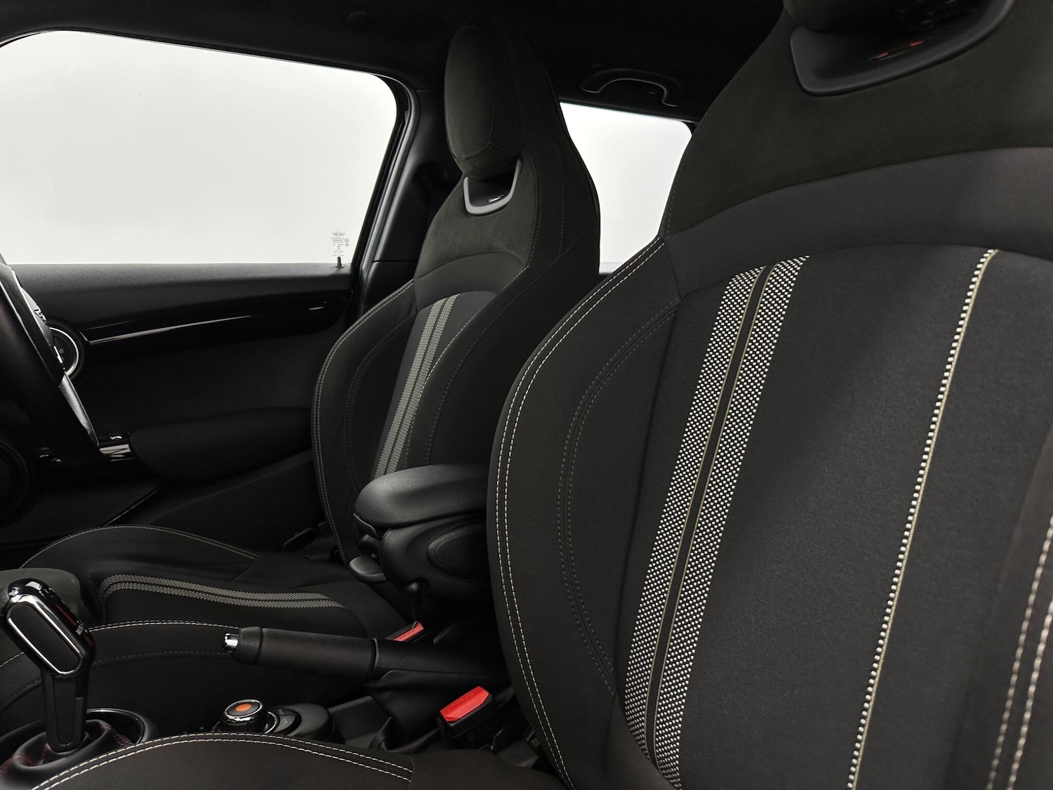 Used MINI Hatch 2019 for sale - 76878455: Photo 33