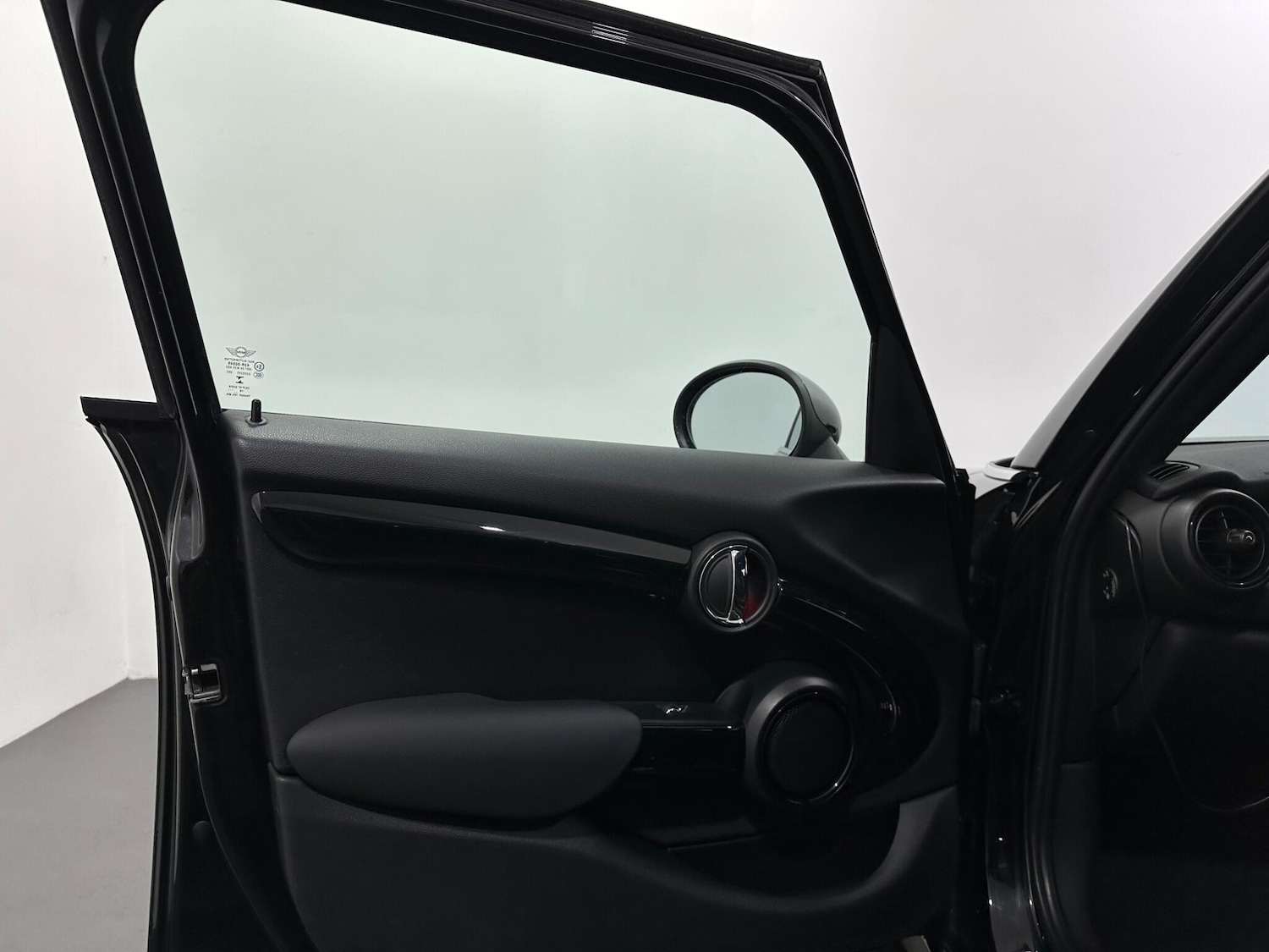 Used MINI Hatch 2019 for sale - 76878455: Photo 35