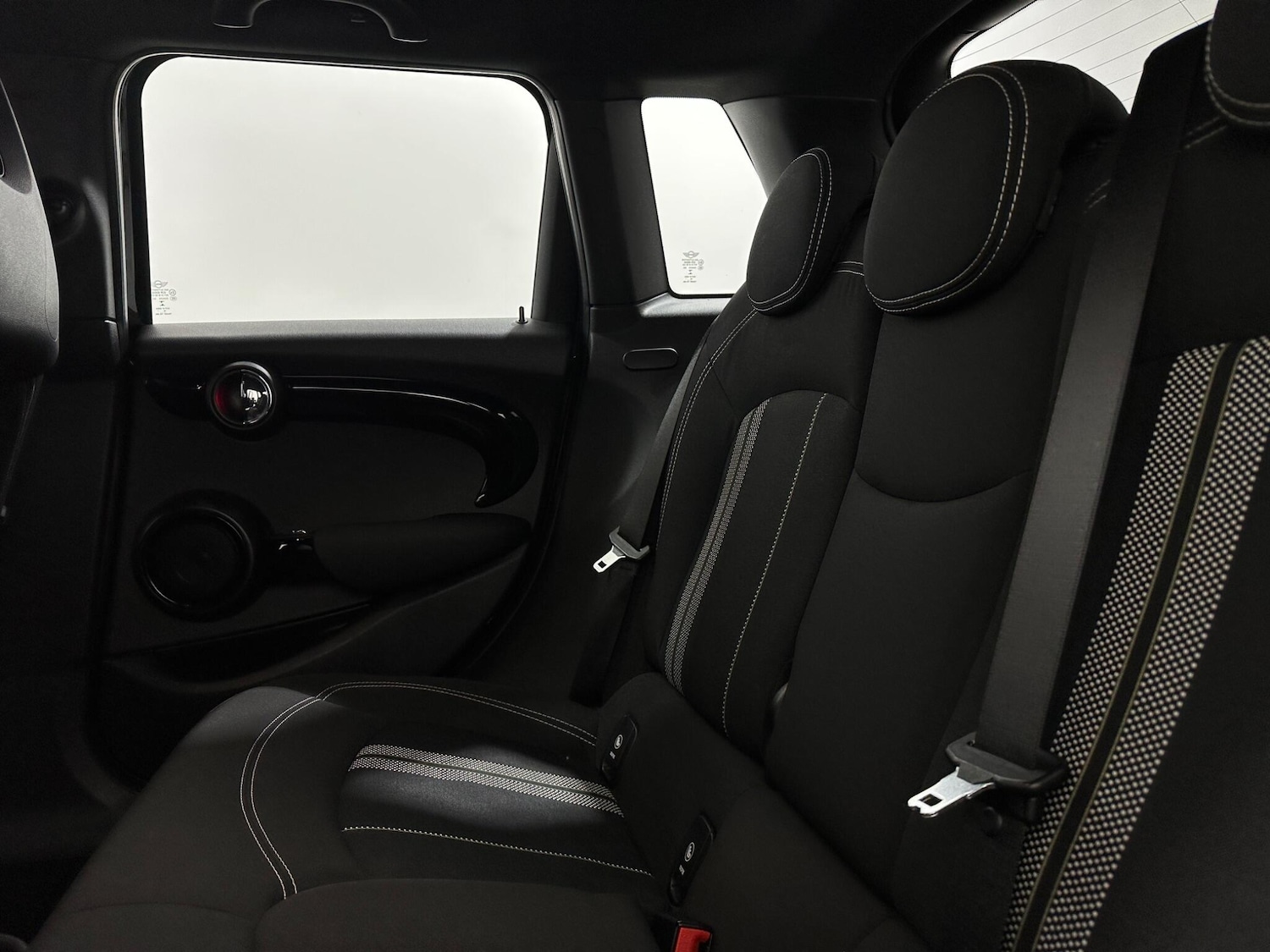 Used MINI Hatch 2019 for sale - 76878455: Photo 37