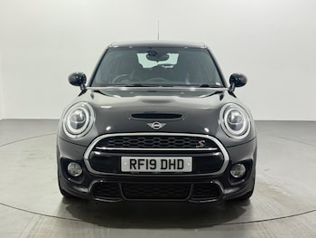 Used MINI Hatch 2019 for sale - 76878455: Photo