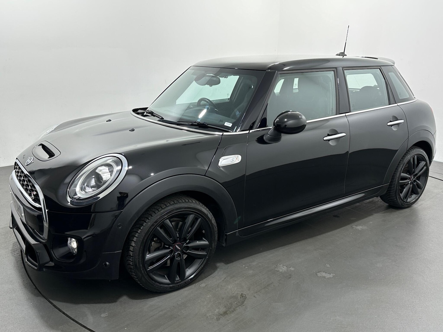 Used MINI Hatch 2019 for sale - 76878455: Photo 51