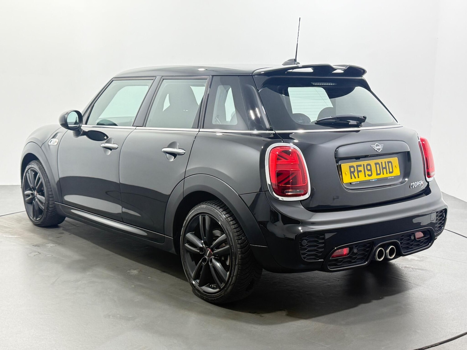 Used MINI Hatch 2019 for sale - 76878455: Photo 6