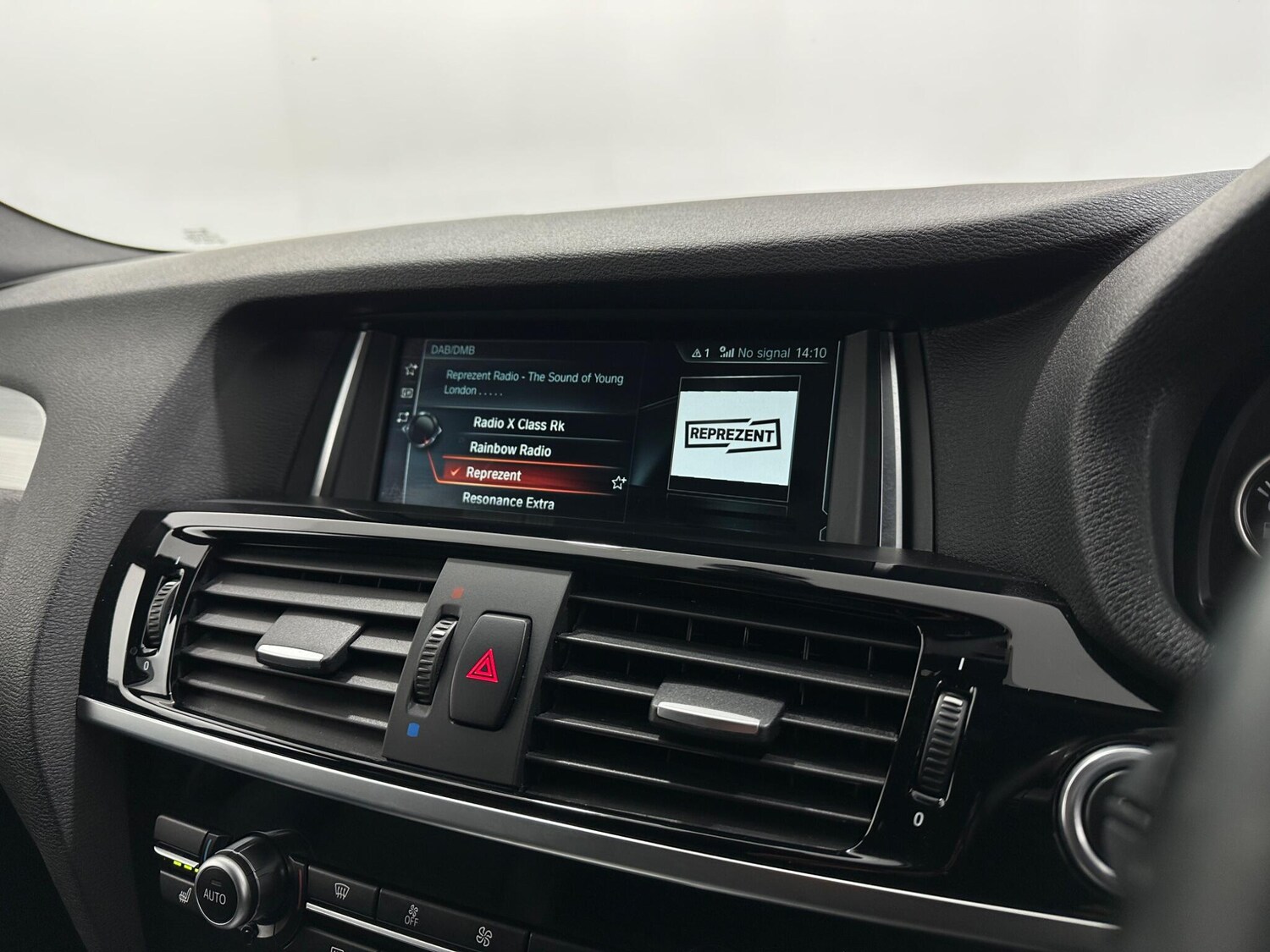 Used BMW X4 2018 for sale - 77925134: Photo 25