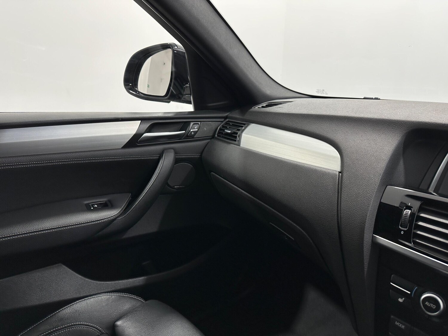 Used BMW X4 2018 for sale - 77925134: Photo 27