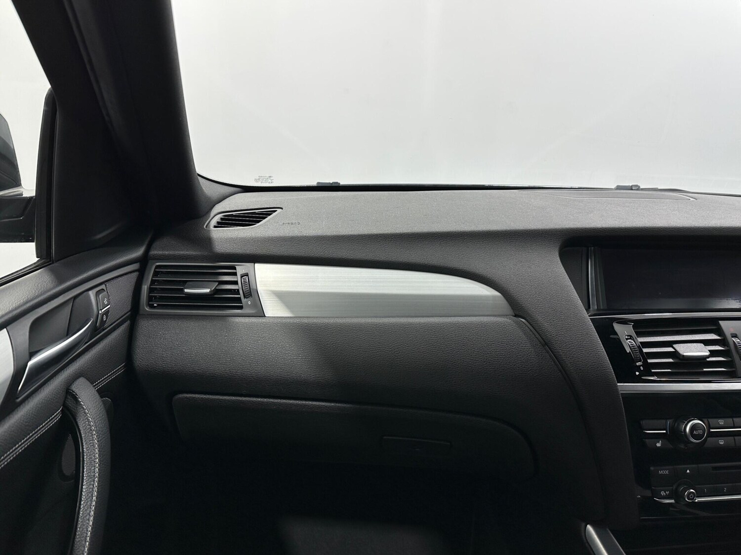 Used BMW X4 2018 for sale - 77925134: Photo 29