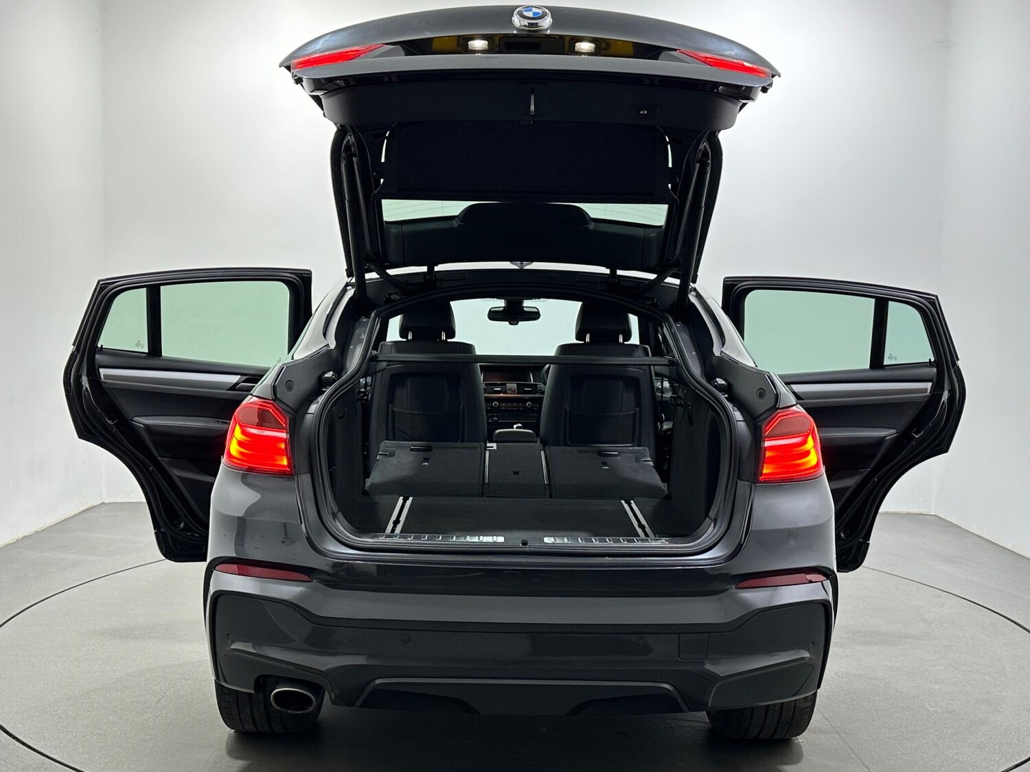 Used BMW X4 2018 for sale - 77925134: Photo 44