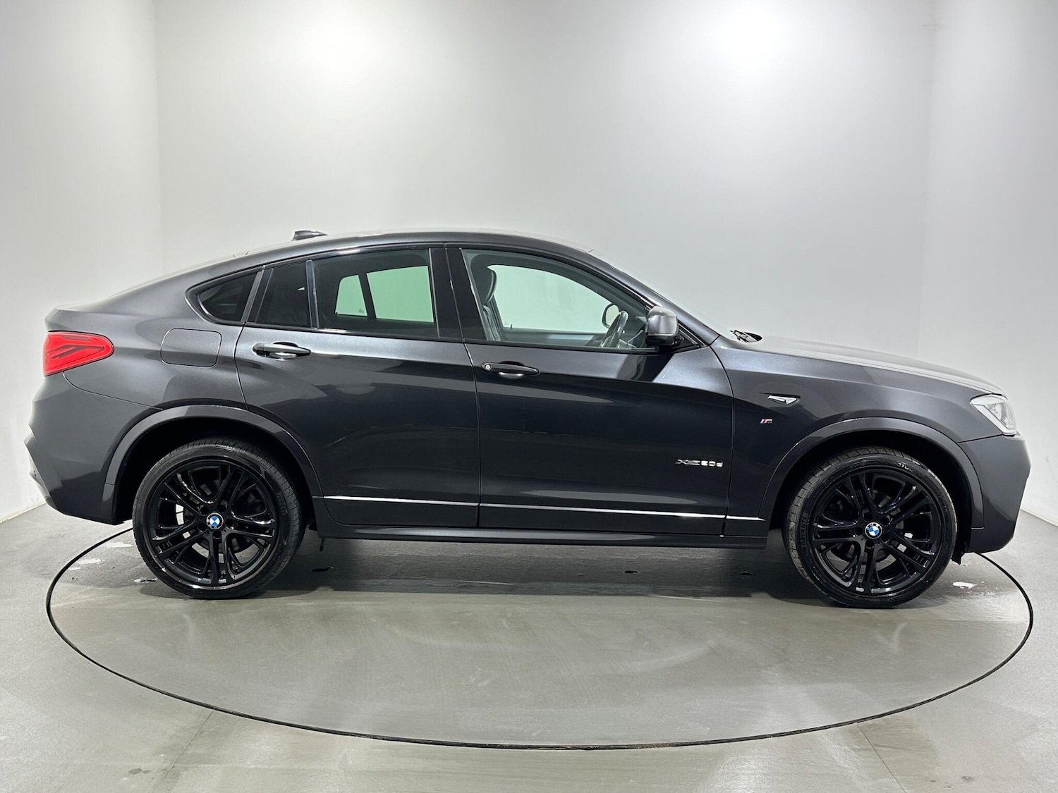 Used BMW X4 2018 for sale - 77925134: Photo 9
