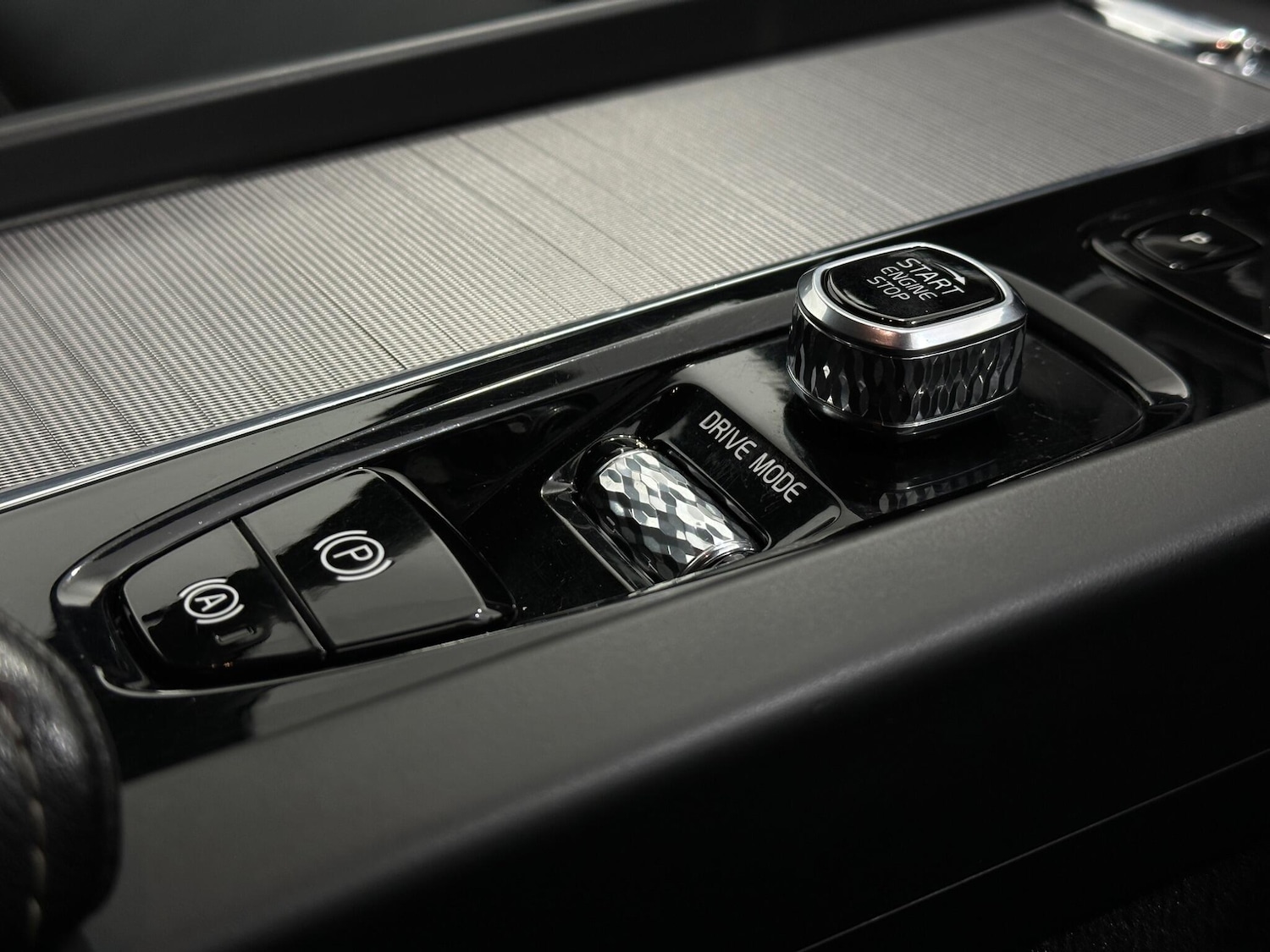 Used Volvo XC60 2021 for sale - 76878545: Photo 19