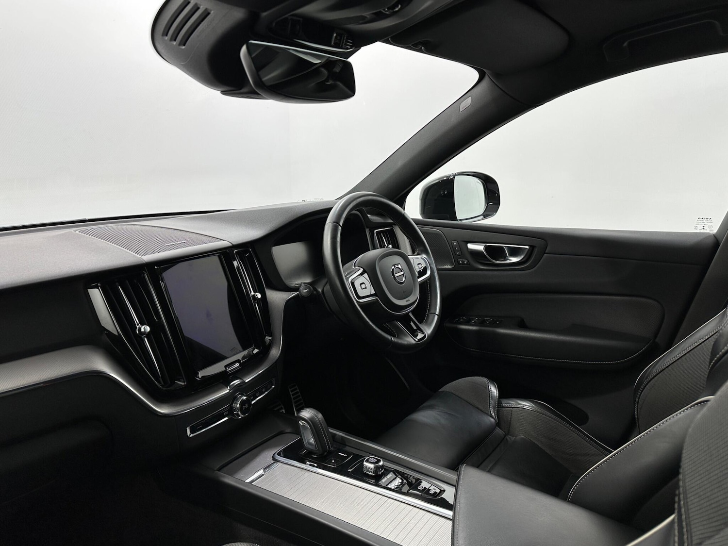 Used Volvo XC60 2021 for sale - 76878545: Photo 29