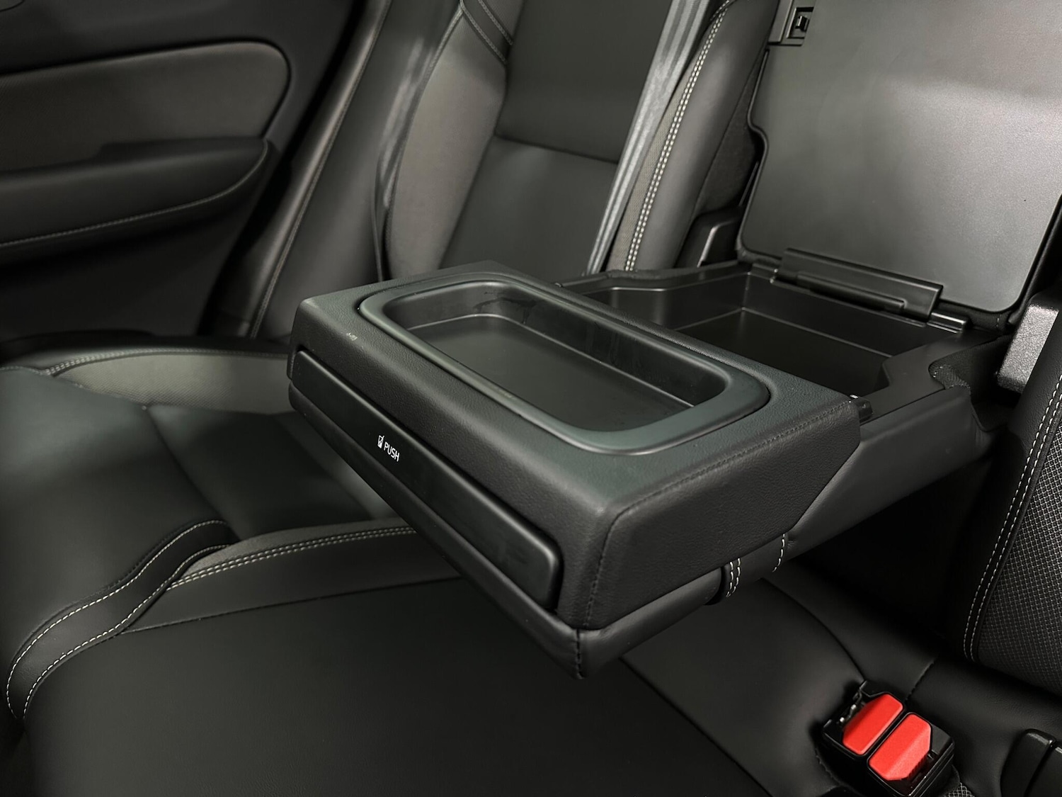 Used Volvo XC60 2021 for sale - 76878545: Photo 39