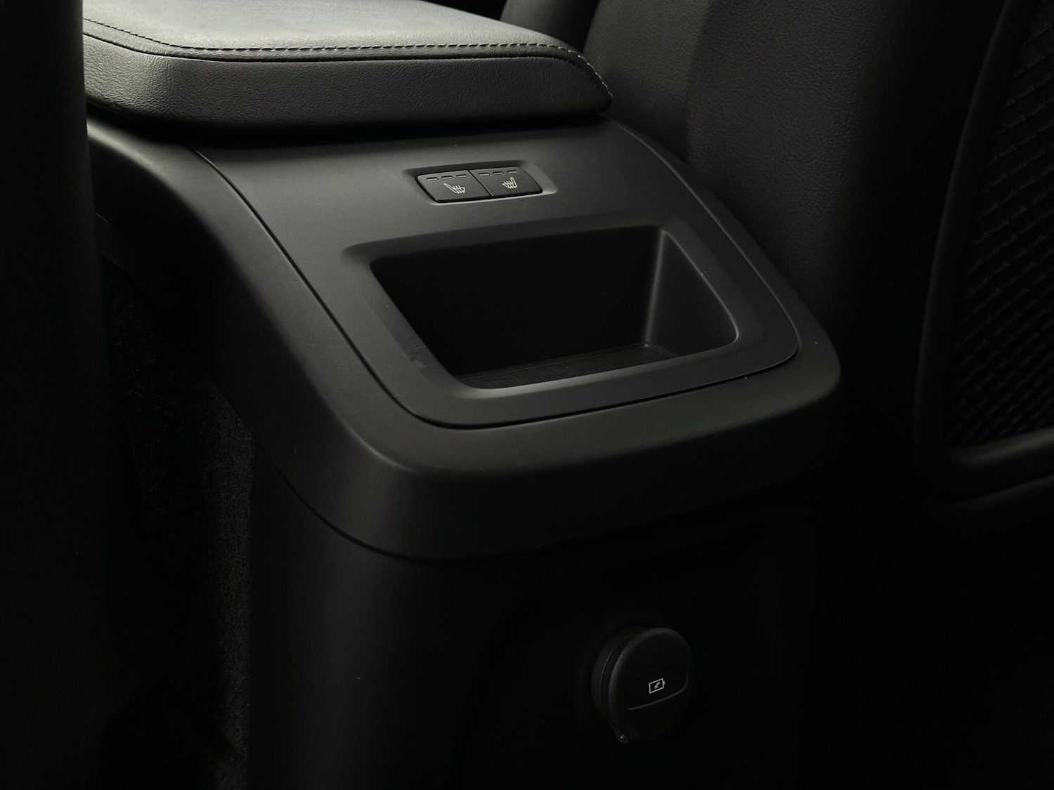 Used Volvo XC60 2021 for sale - 76878545: Photo 40