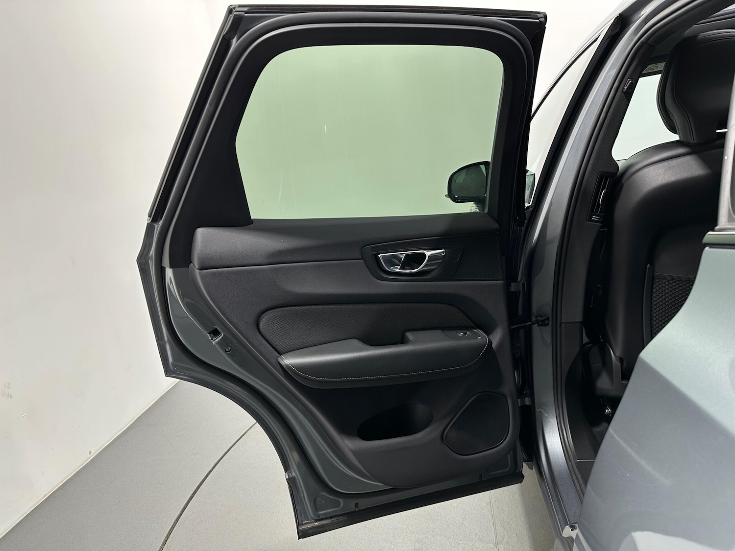 Used Volvo XC60 2021 for sale - 76878545: Photo 42