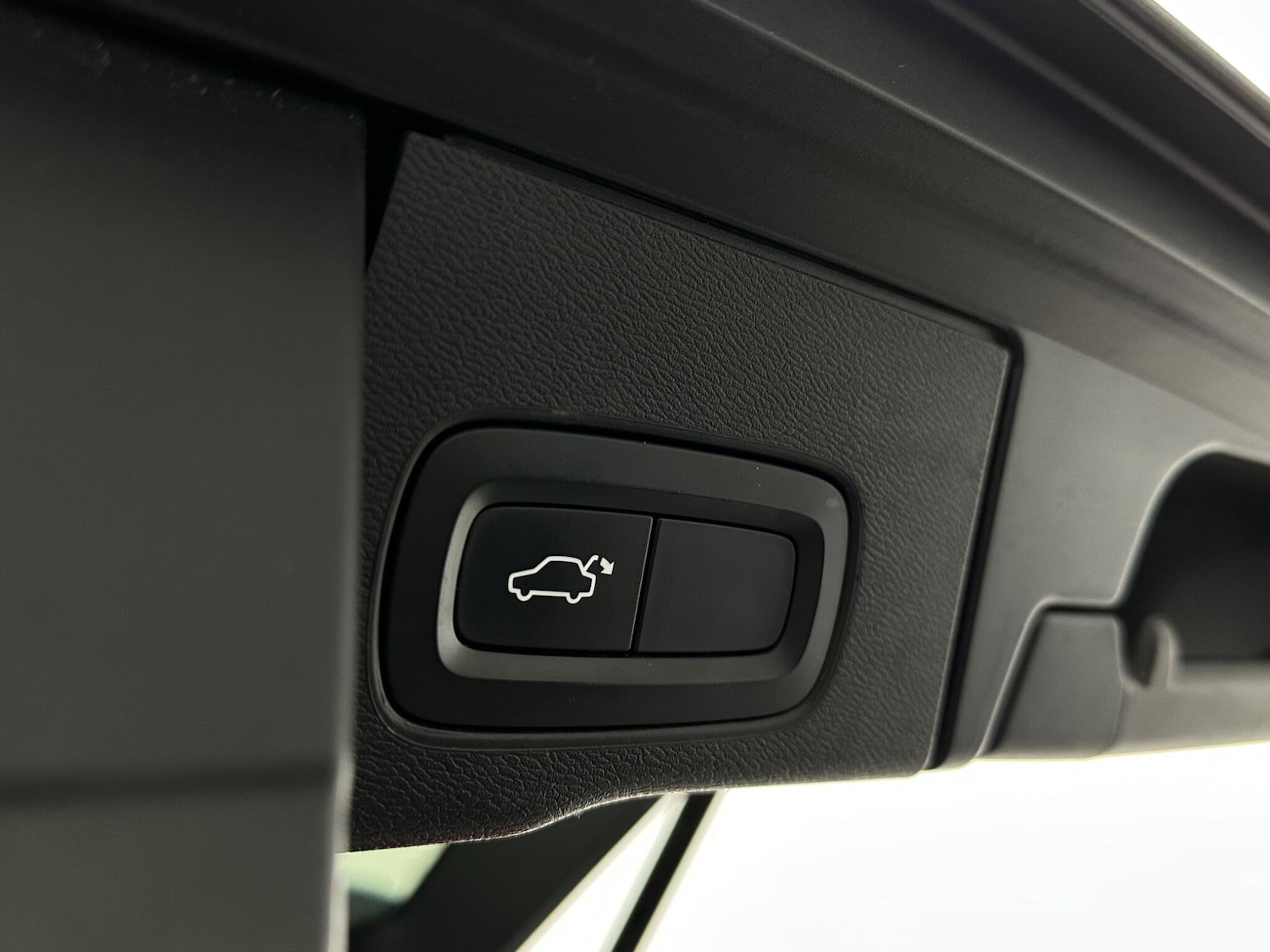 Used Volvo XC60 2021 for sale - 76878545: Photo 50