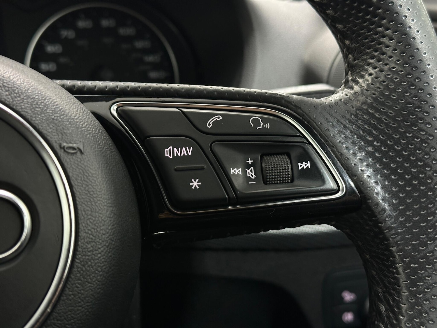 Used Audi Q2 for sale - 77279739: Photo 14