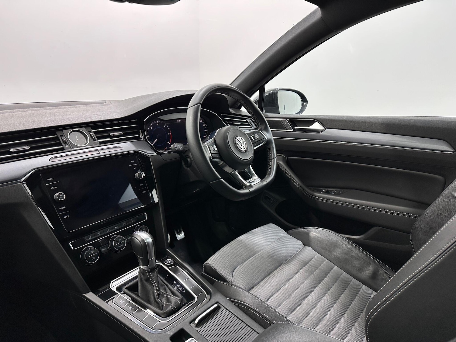 Used Volkswagen Passat for sale - 77658808: Photo 31