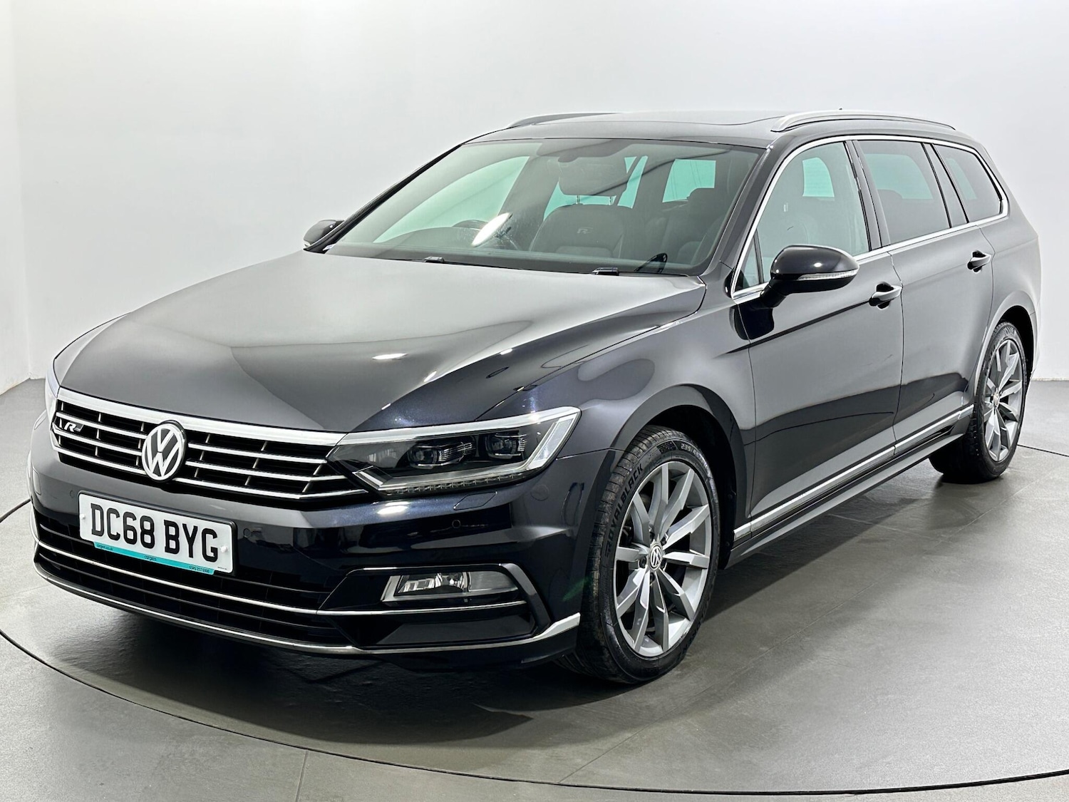 Used Volkswagen Passat for sale - 77658808: Photo 4