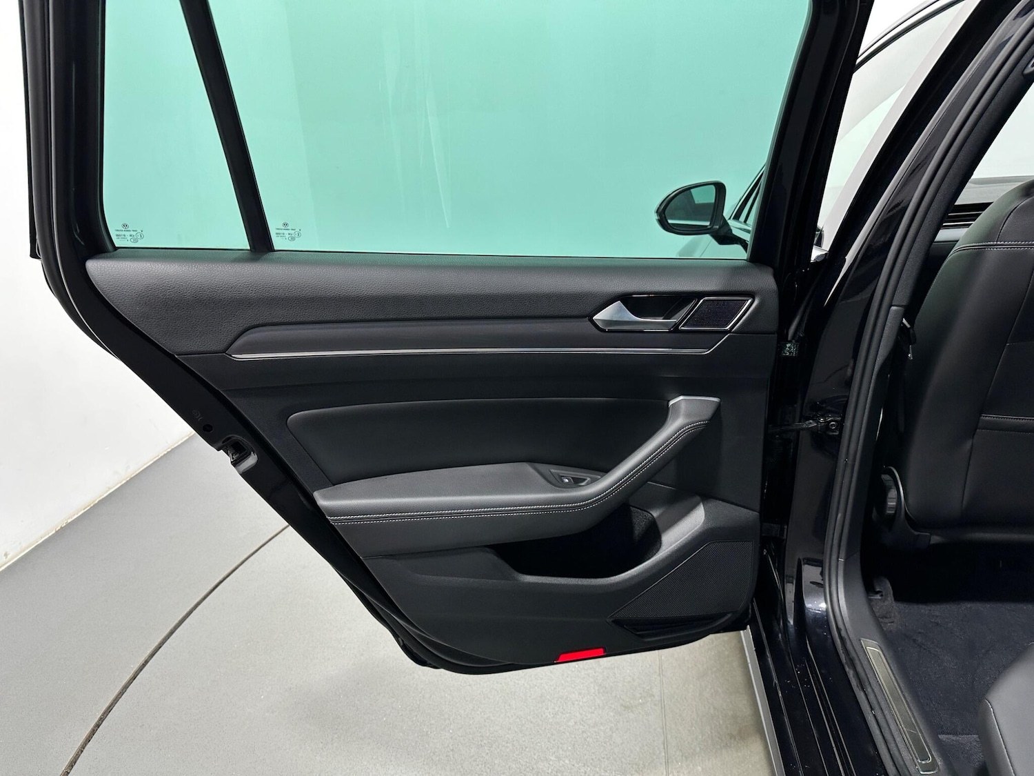 Used Volkswagen Passat for sale - 77658808: Photo 41