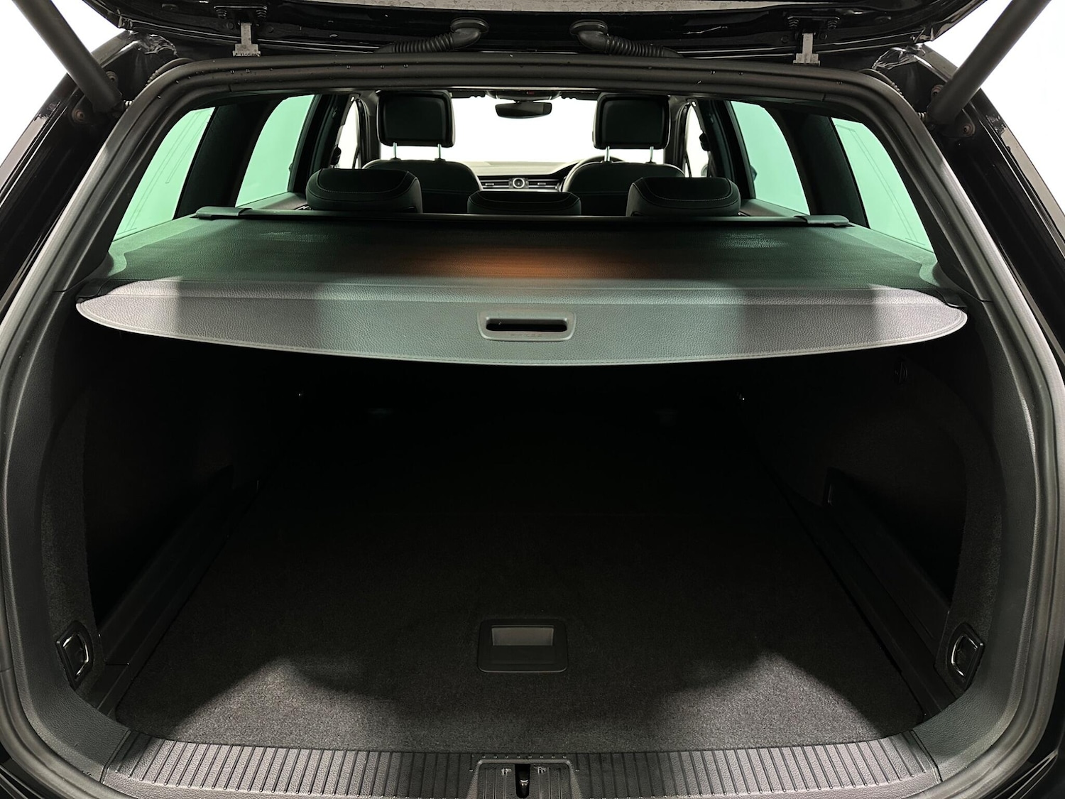 Used Volkswagen Passat for sale - 77658808: Photo 48