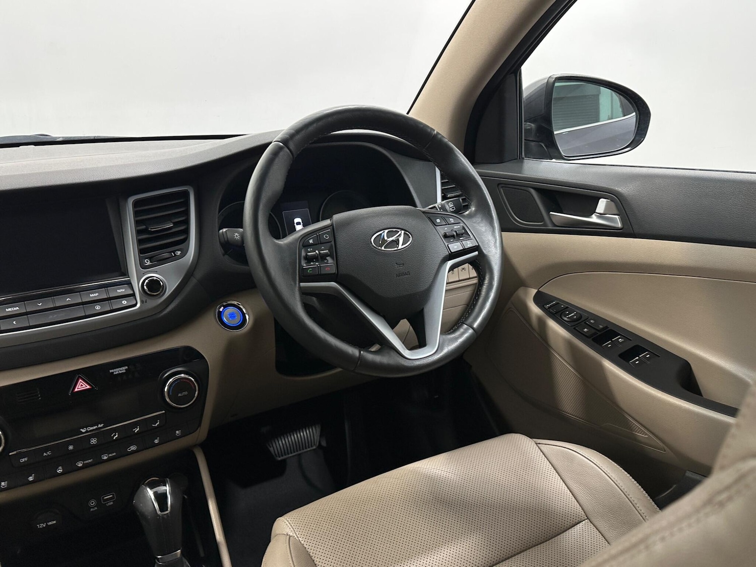 Used Hyundai TUCSON 2015 for sale - 76878991: Photo 11