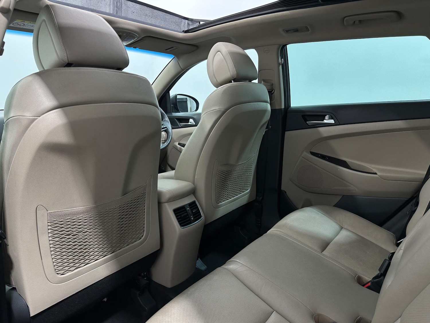 Used Hyundai TUCSON 2015 for sale - 76878991: Photo 39