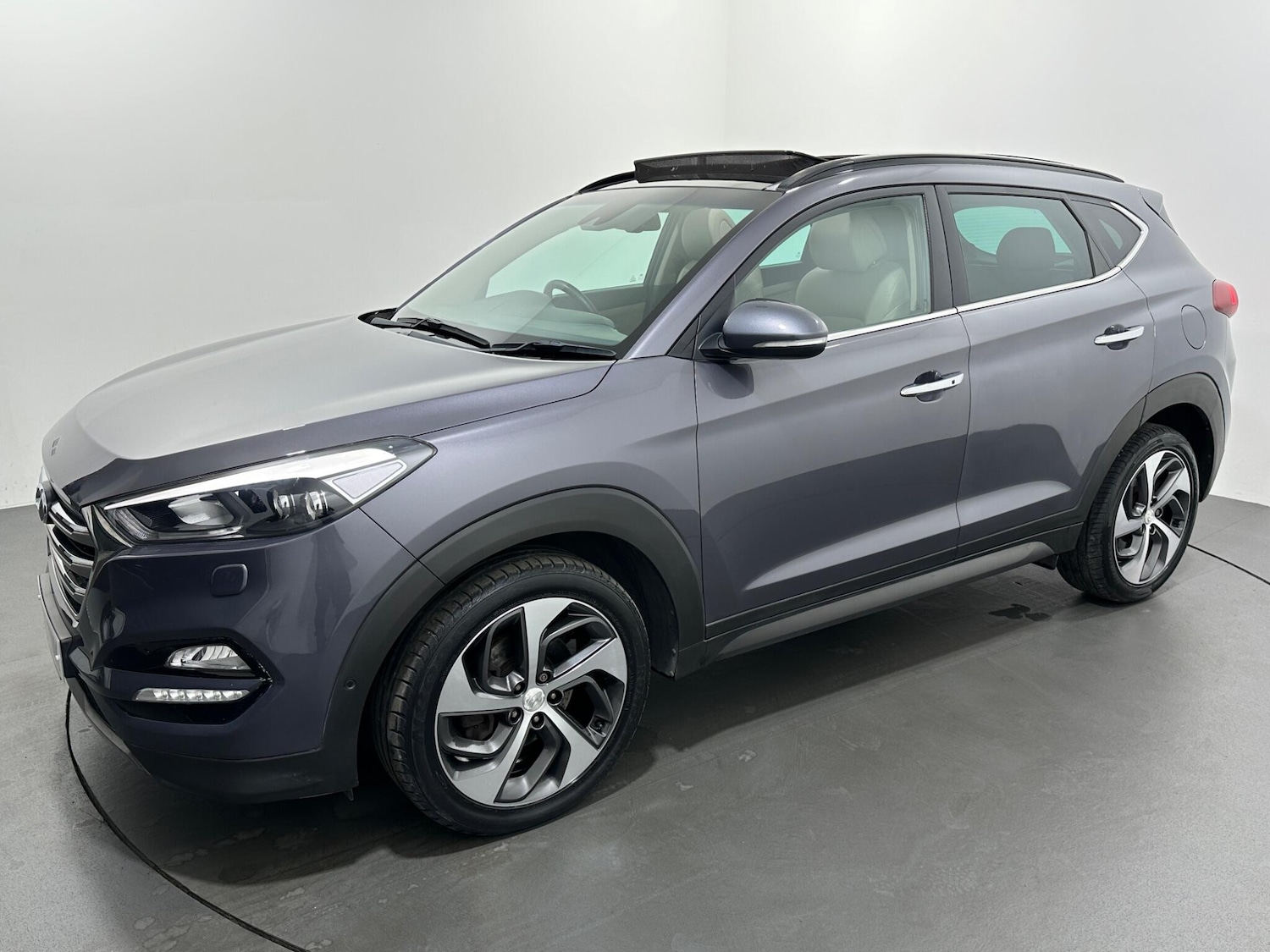 Used Hyundai TUCSON 2015 for sale - 76878991: Photo 56