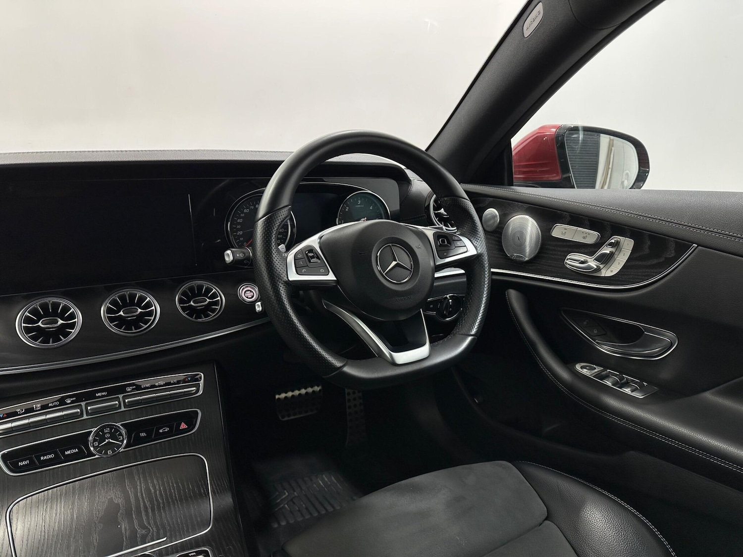 Used Mercedes-Benz E Class 2018 for sale - 77524783: Photo 11