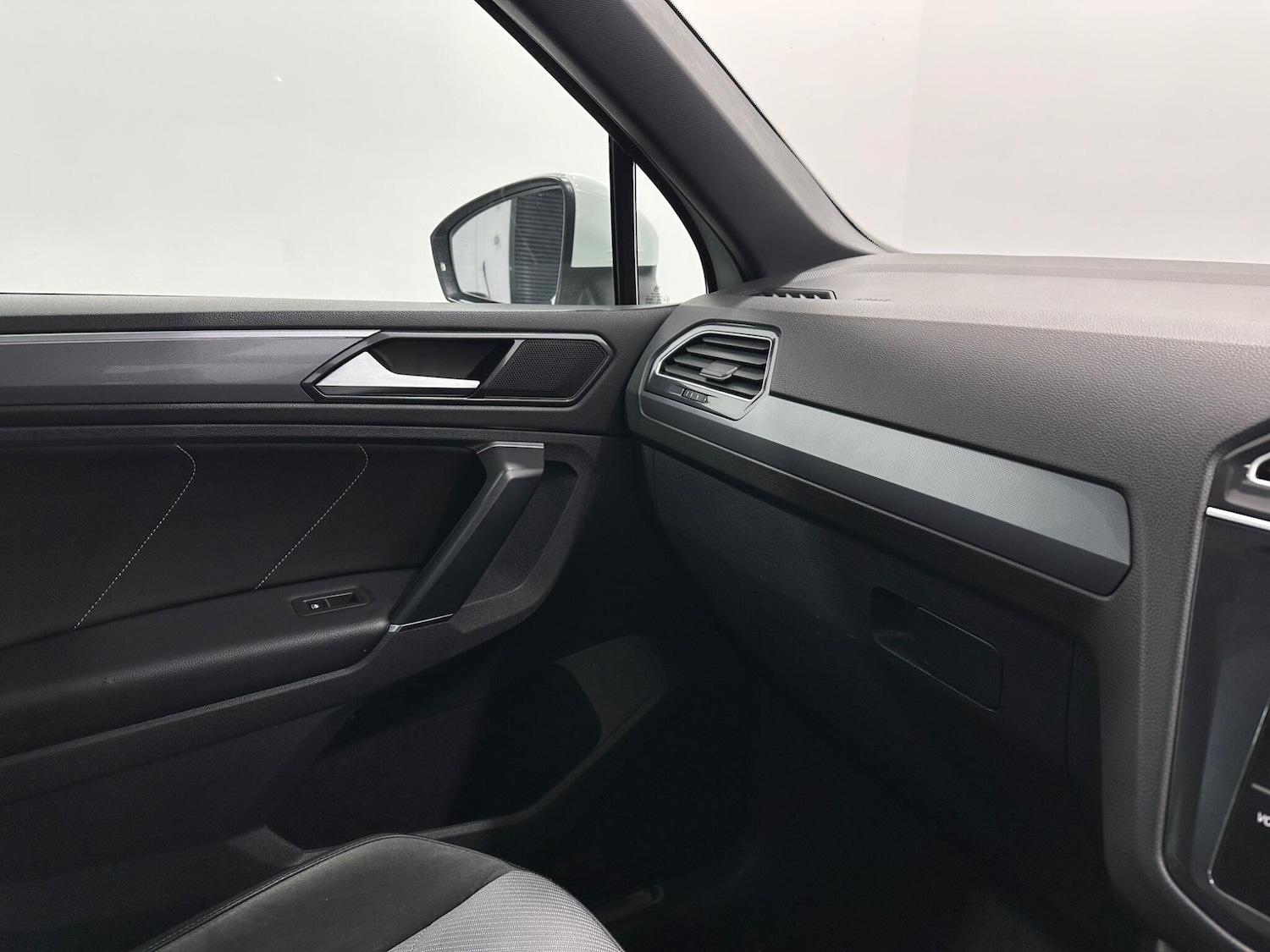 Used Volkswagen Tiguan for sale - 78127999: Photo 28